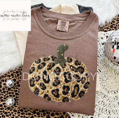 Faux Yarn Leopard Pumpkin